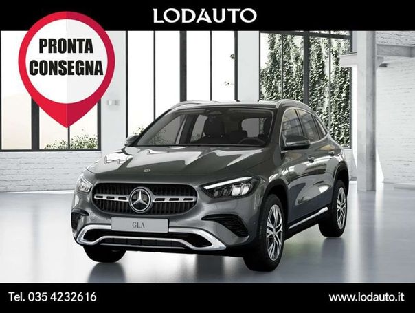 Mercedes-Benz GLA 180 d 85 kW image number 1