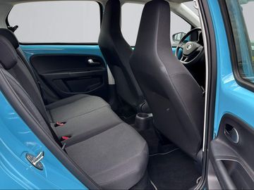 Car image 30