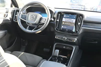 Car image 31