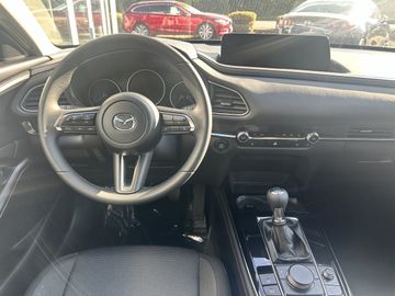 Car image 15