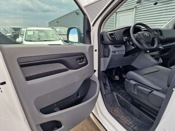 Toyota Proace 1.5 D-4D Comfort 75 kW image number 21