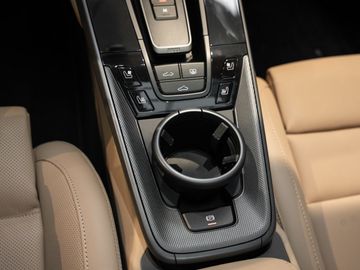 Car image 37