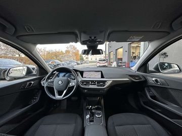 Car image 37