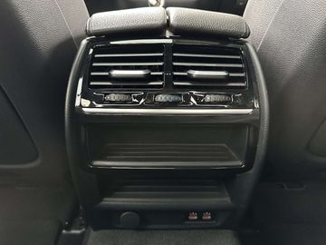 Car image 41