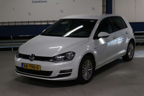 Volkswagen Golf 1.2 TSI Cup 81 kW image number 2