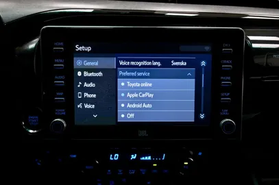 Car image 24