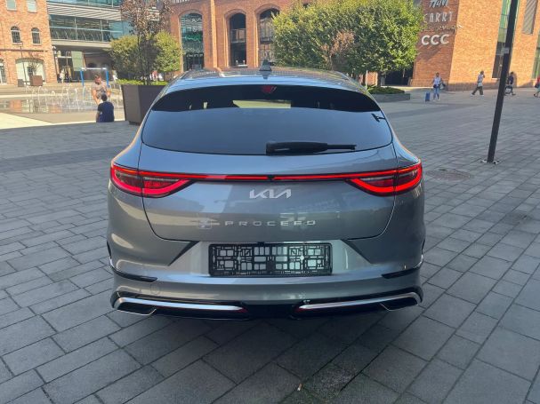 Kia ProCeed 1.5 T-GDI GT Line 103 kW image number 3