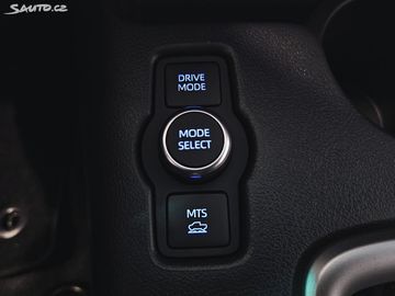 Car image 30