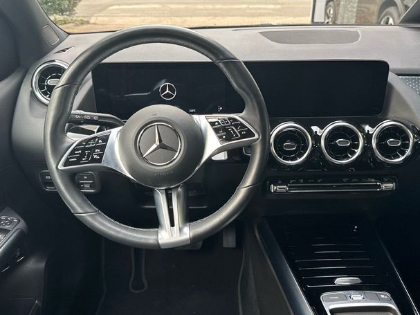 Mercedes-Benz B 250 e 160 kW image number 9