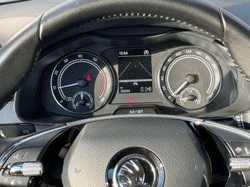 Car image 38