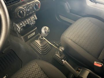 Car image 13