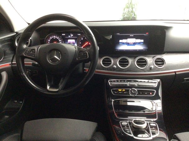 Mercedes-Benz E 220 d T Avantgarde 143 kW image number 6