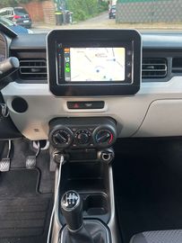 Car image 10