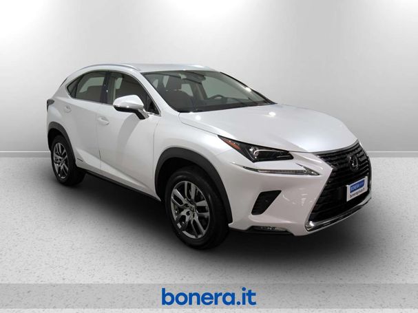 Lexus NX 300 h 145 kW image number 2