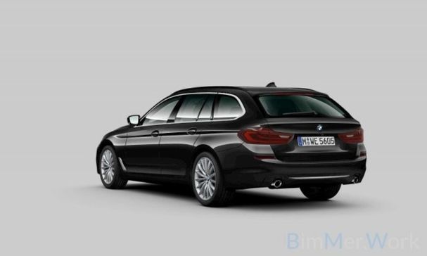 BMW 530i Touring xDrive 185 kW image number 3