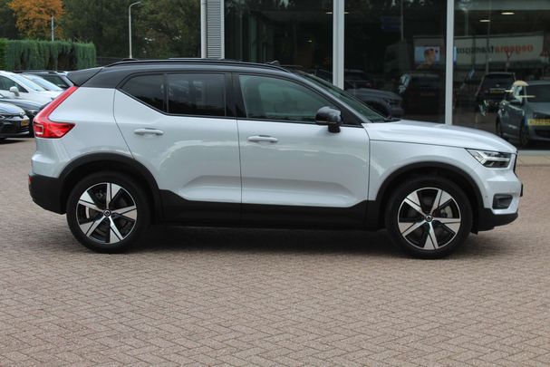 Volvo XC40 Recharge 171 kW image number 2