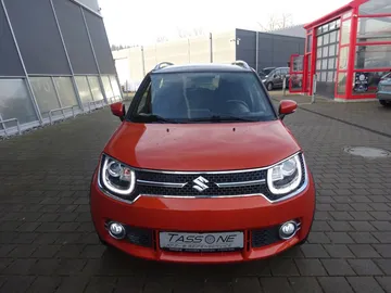 Car image 4