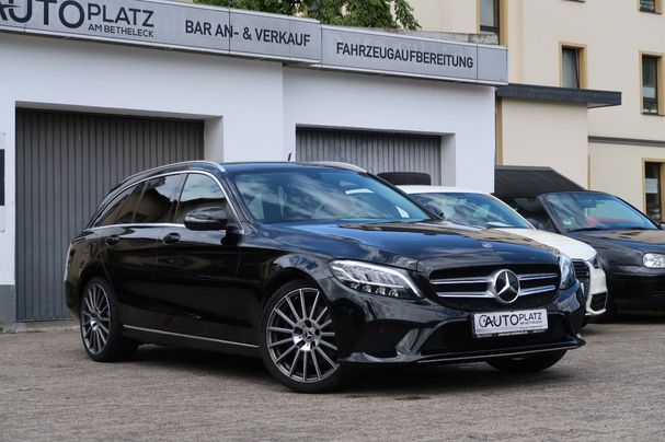 Mercedes-Benz C 300 T 190 kW image number 3