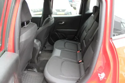 Car image 31