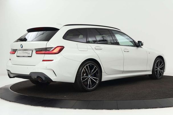 BMW 330e Touring M Sport xDrive 215 kW image number 32