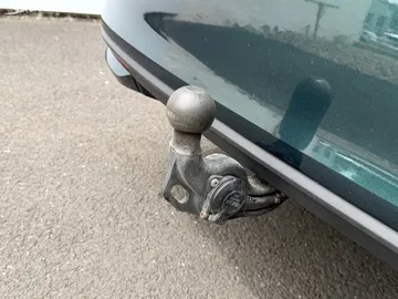 Car image 35