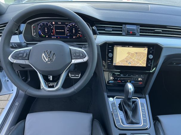 Volkswagen Passat Variant 1.5 TSI Elegance DSG 110 kW image number 8