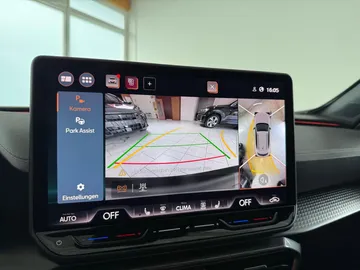 Car image 29
