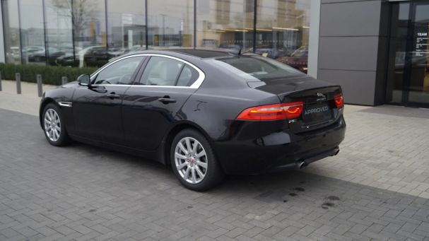 Jaguar XE 147 kW image number 6