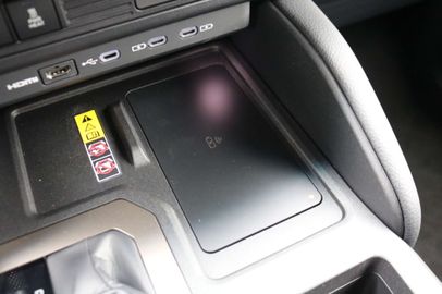 Car image 36