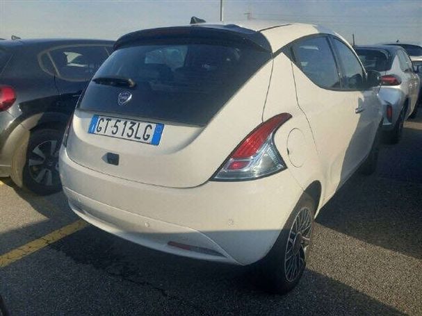 Lancia Ypsilon 51 kW image number 3