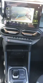 Car image 28