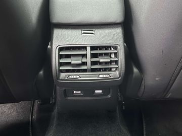 Car image 41