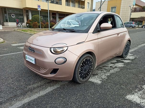 Fiat 500 e 70 kW image number 24