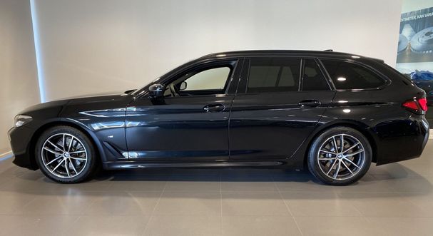 BMW 520d Touring xDrive 140 kW image number 2