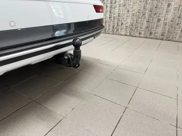 Car image 41