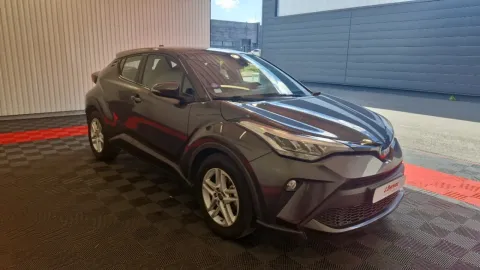 Car image 2