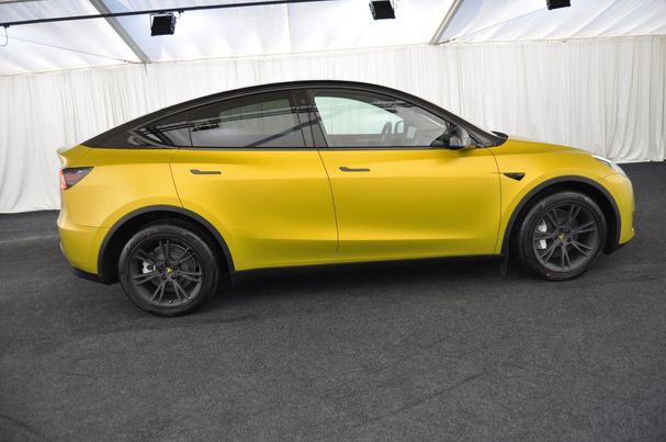 Tesla Model Y Long Range AWD 378 kW image number 7