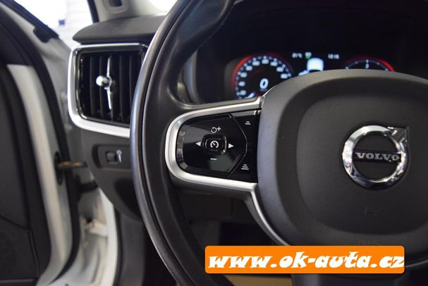 Volvo V90 Cross Country D4 AWD 140 kW image number 32