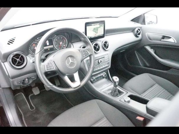 Mercedes-Benz A 160 75 kW image number 4