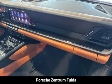 Car image 35