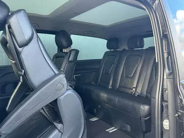Car image 49