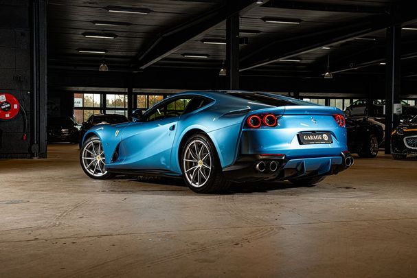 Ferrari 812 Superfast 588 kW image number 5