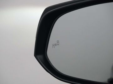 Car image 38