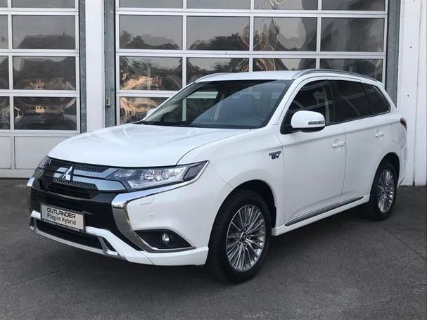 Mitsubishi Outlander 2.4 Plug-In Hybrid Basis 4WD 165 kW image number 1