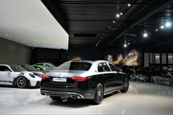 Mercedes-Benz S 580 Maybach 387 kW image number 3