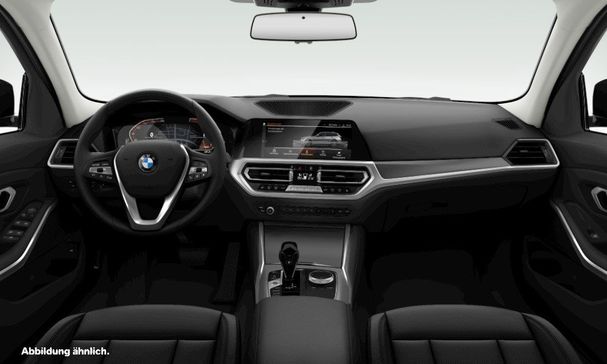 BMW 318i Touring 115 kW image number 3