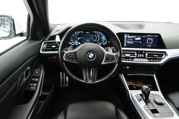 BMW 330e Touring M Sport 215 kW image number 15