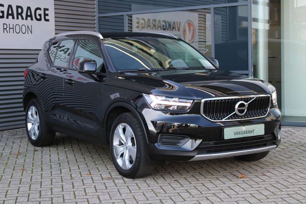 Volvo XC40 T4 Momentum 140 kW image number 2