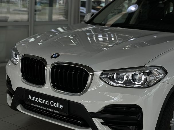 BMW X3e xDrive 215 kW image number 9