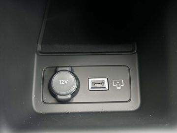 Car image 37